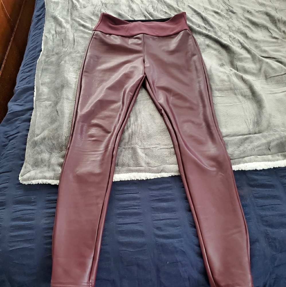 Assets by Spanxx faux leather leggings